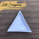 Kat Scrappiness Single Triangle Embellishment Tray White